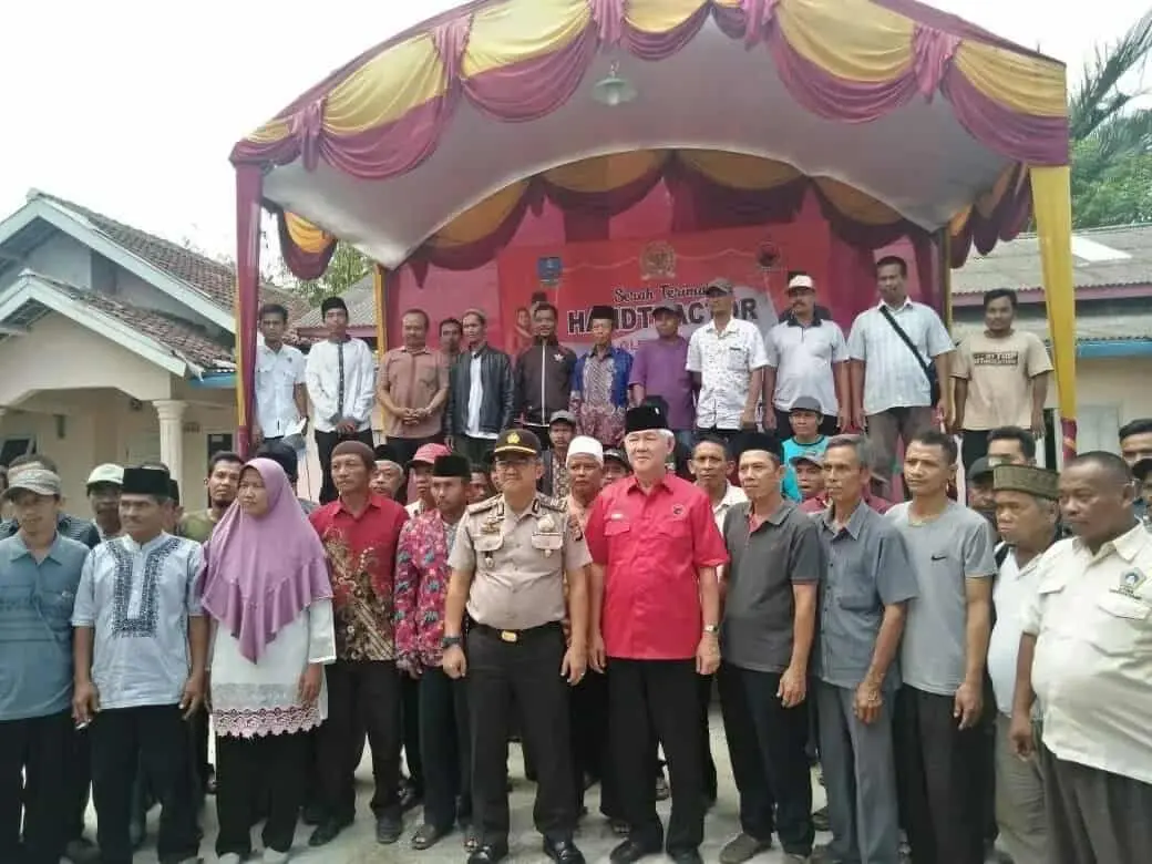 Ichsan Soelistio : Selama Periode 2014-2019 Sudah 148 Unit Alsintan di Bagikan Ichsan Soelistio : Selama Periode 2014-2019 Sudah 148 Unit Alsintan di Bagikan