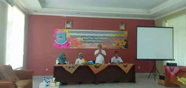 Ratusan Wanita Diberikan Pelatihan Merangkai Bunga Ratusan Wanita Diberikan Pelatihan Merangkai Bunga
