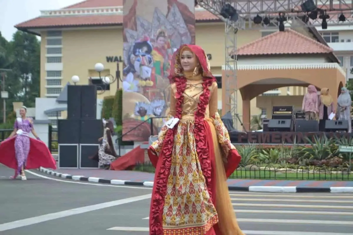 Ada Lomba Fashion Design Batik di Festival Budaya Nusantara 2 Kota Tangerang Ada Lomba Fashion Design Batik di Festival Budaya Nusantara 2 Kota Tangerang