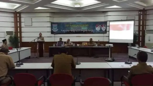 Pejabat Esselon III Pemkot Tangsel Ikuti TOT Tunas Integritas Pejabat Esselon III Pemkot Tangsel Ikuti TOT Tunas Integritas