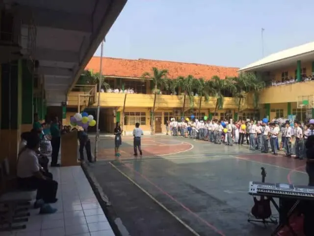 Turnamen Bola Voli dan Futsal Antar Pelajar Resmi Dibuka Kapolsek Karawaci Turnamen Bola Voli dan Futsal Antar Pelajar Resmi Dibuka Kapolsek Karawaci