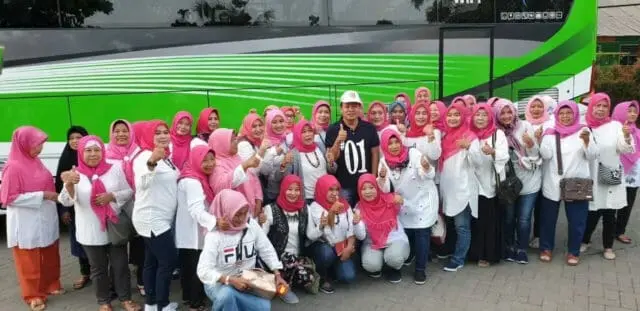 Emak-emak Koalisi Perempuan Tangerang Dukung Jokowi di Pilpres Mendatang Emak-emak Koalisi Perempuan Tangerang Dukung Jokowi di Pilpres Mendatang