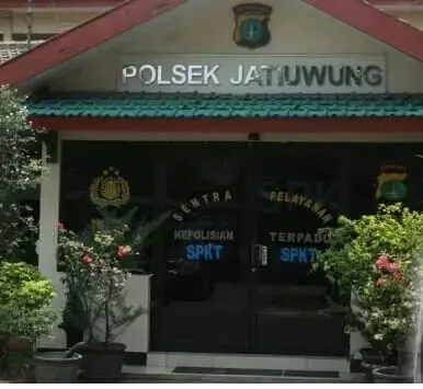 Hendak Ditarik Paksa Debt Collector, Polsek Jatiuwung Amankan Kendaraan R4 Hendak Ditarik Paksa Debt Collector, Polsek Jatiuwung Amankan Kendaraan R4