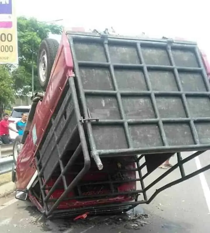 Berikut Kronologi dan Nama Korban Pick Up Kecelakaan di GLC Berikut Kronologi dan Nama Korban Pick Up Kecelakaan di GLC