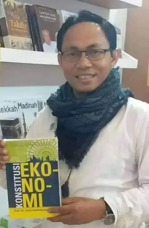 Peringatan HGN : Miliki Kiprah dan Pendidikan Bagi Guru, Jazuli Terima Penghargaan Peringatan HGN : Miliki Kiprah dan Pendidikan Bagi Guru, Jazuli Terima Penghargaan