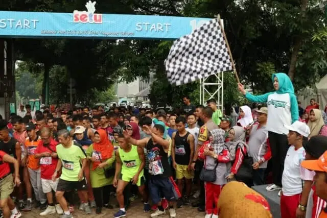 HUT ke-10 Tangsel : Kecamatan Setu Gelar Lomba Gerak Jalan dan Lintas Alam HUT ke-10 Tangsel : Kecamatan Setu Gelar Lomba Gerak Jalan dan Lintas Alam