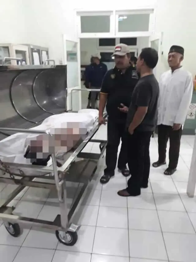 Remaja Bakar Diri Akhirnya Meninggal Dunia, Diduga Lama Defresi Remaja Bakar Diri Akhirnya Meninggal Dunia, Diduga Lama Defresi