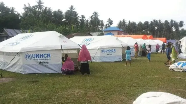 YKMI & UNHCR Mendirikan 705 Tenda Untuk Korban Gempa di Sulawesi Tengah YKMI & UNHCR Mendirikan 705 Tenda Untuk Korban Gempa di Sulawesi Tengah