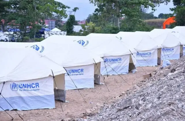 YKMI & UNHCR Mendirikan 705 Tenda Untuk Korban Gempa di Sulawesi Tengah