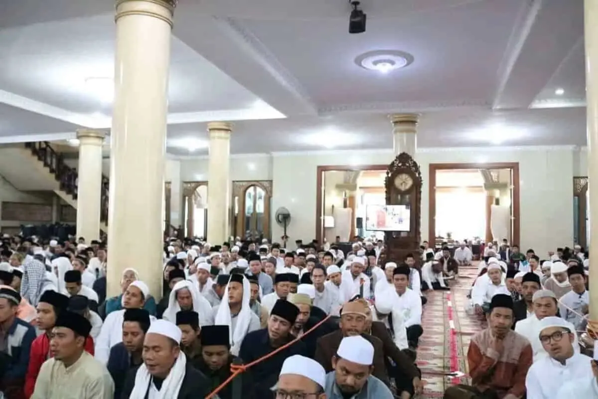 Kapolda Banten Hadiri Haul Akbar di Cilongok Kapolda Banten Hadiri Haul Akbar di Cilongok