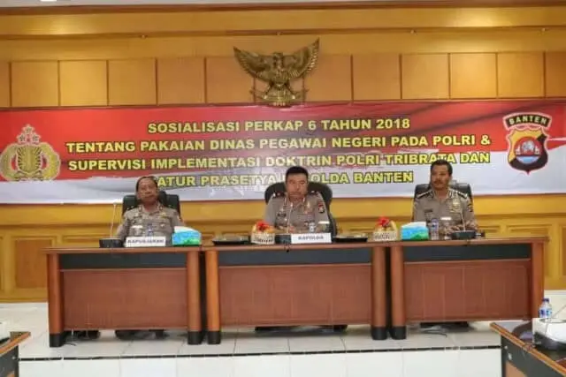 Supervisi Polda Banten Bahas Tentang Pakaian PNS Polri Supervisi Polda Banten Bahas Tentang Pakaian PNS Polri