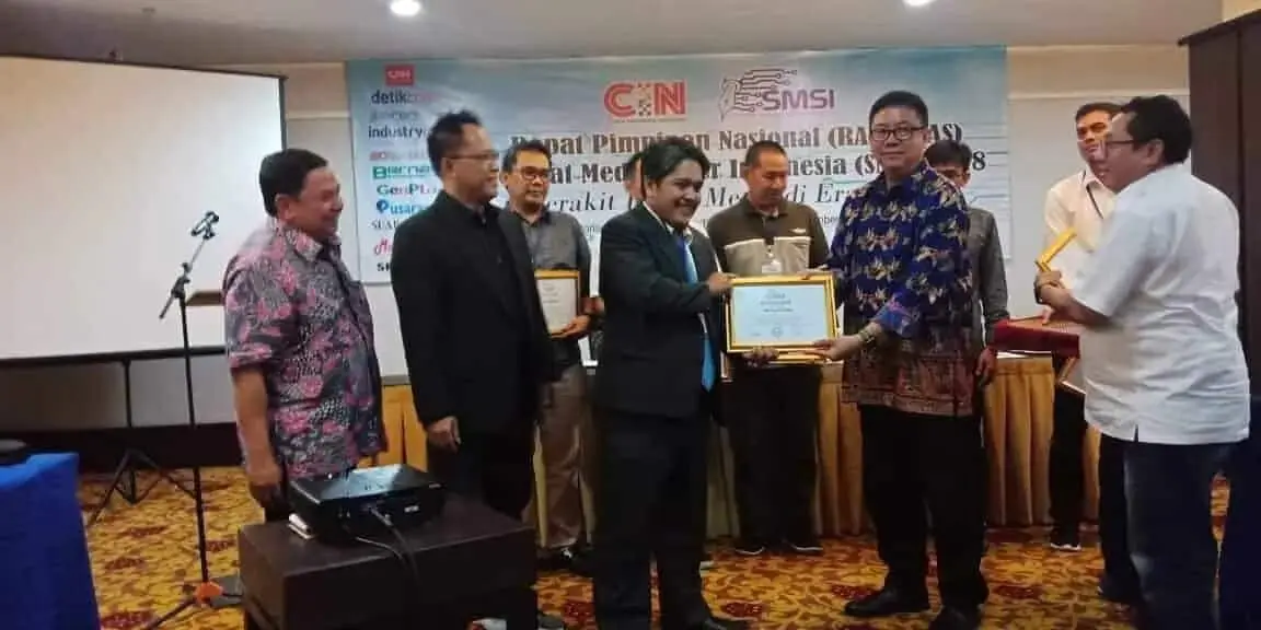 Rapimnas SMSI Ke-4, Enam Pengurus Provinsi Raih Penghargaan Rapimnas SMSI Ke-4, Enam Pengurus Provinsi Raih Penghargaan