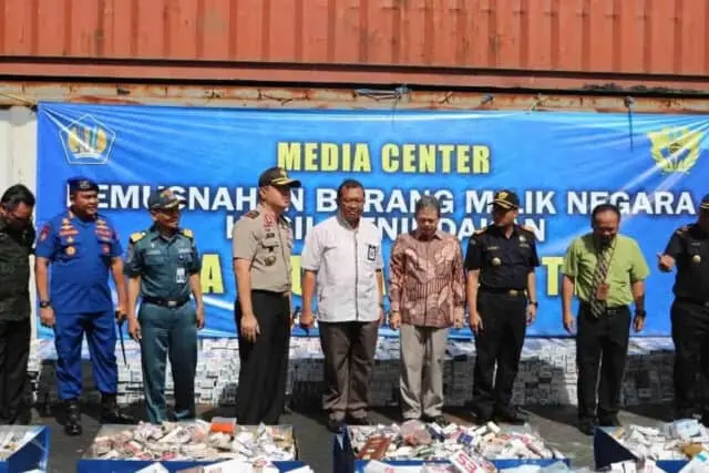 BMN hasil Sitaan Dimusnahkan, Polda Banten : TNI-Polri dan Bea Cukai Banten Selalu Bersinergi BMN hasil Sitaan Dimusnahkan, Polda Banten : TNI-Polri dan Bea Cukai Banten Selalu Bersinergi