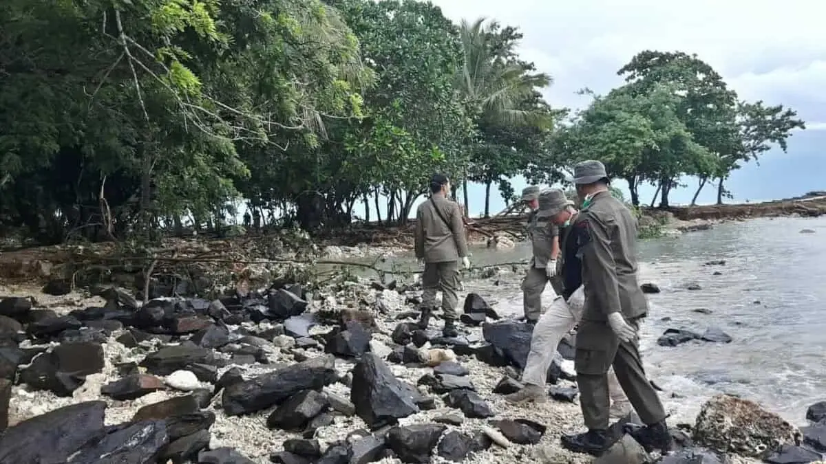 35 Personil Satpol PP Kota Tangerang Terus lakukan Pencarian Korban di Tanjung Lesung