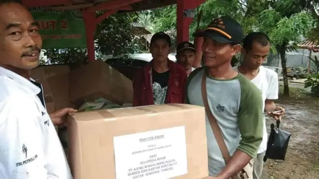 Beri Bantuan Tsunami Anyer, Karang Taruna Bersama PT. AWM Galang Dana Kemanusian Beri Bantuan Tsunami Anyer, Karang Taruna Bersama PT. AWM Galang Dana Kemanusian