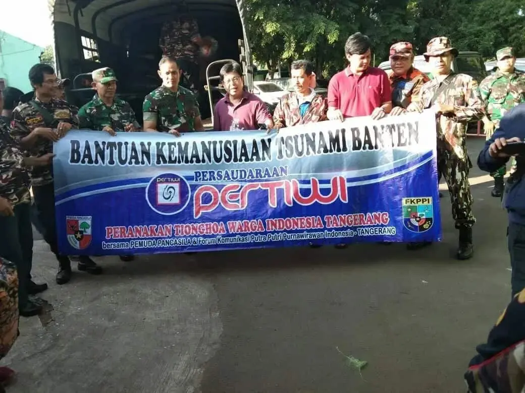 Bantu Korban Tsunami Selat Sunda Kodim 0506/TGR Gandeng FKPPI, GMP dan PERTIWI Bantu Korban Tsunami Selat Sunda Kodim 0506/TGR Gandeng FKPPI, GMP dan PERTIWI