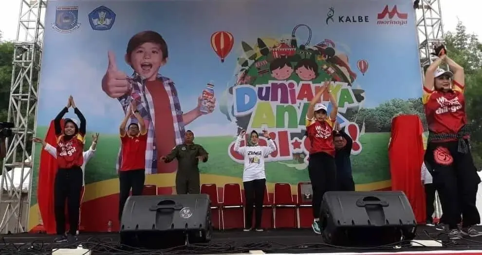 Senam Zumba Ibu dan Anak di Tangerang Selatan Catat Rekor MURI