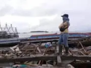 Cerita Relawan Cantik Diantara Ratusan Relawan di Tsunami Banten Cerita Relawan Cantik Diantara Ratusan Relawan di Tsunami Banten