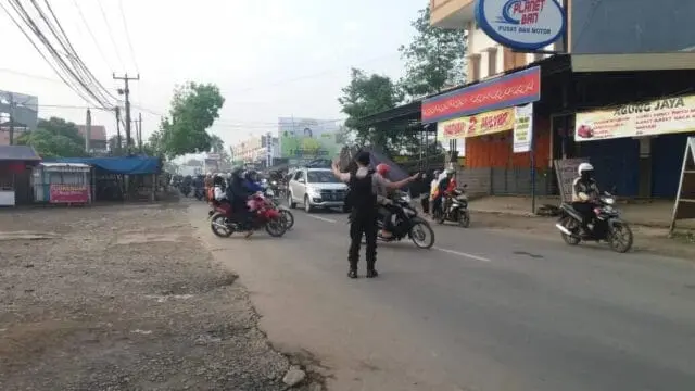 Dit Samapta Polda Banten lakukan pengamanan Kantor Bawaslu Dit Samapta Polda Banten lakukan pengamanan Kantor Bawaslu