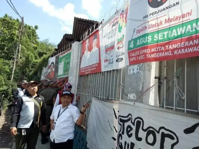 Sebanyak 1.500 APK di Kota Tangerang Ditertibkan Sebanyak 1.500 APK di Kota Tangerang Ditertibkan