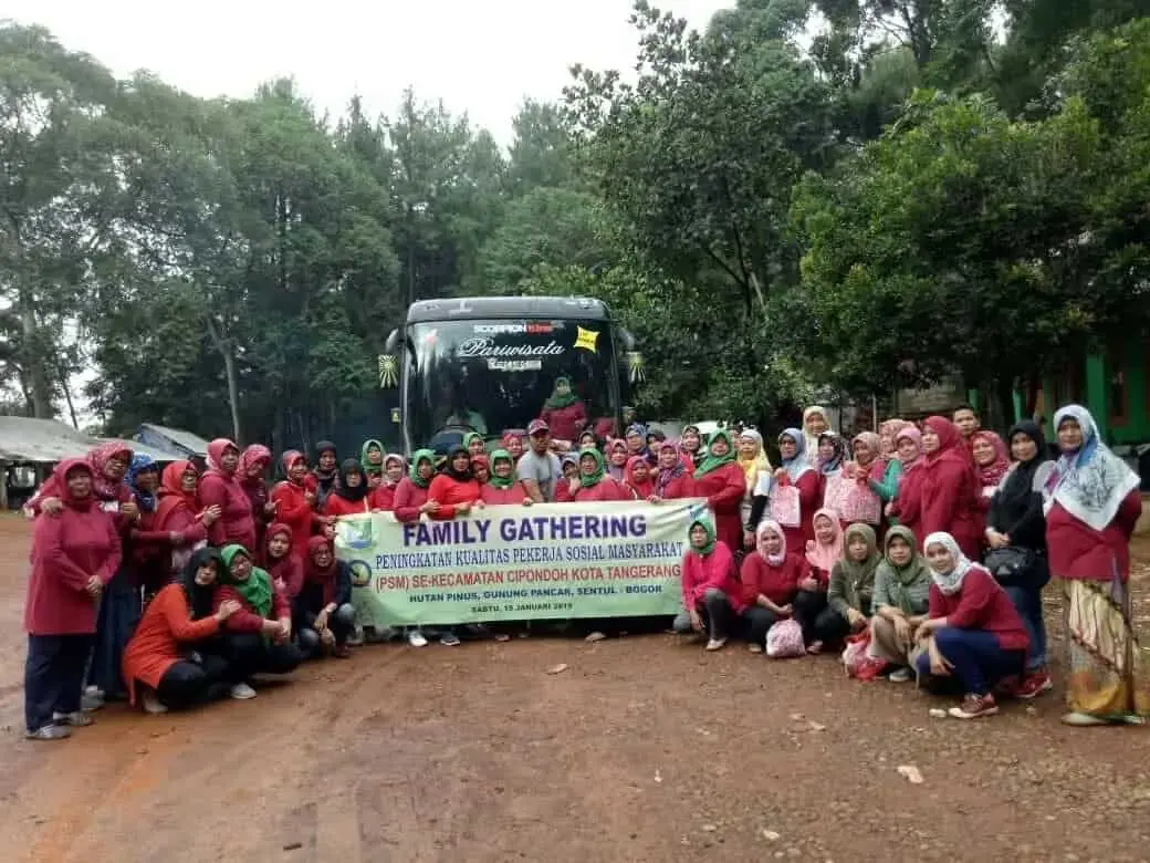 Family Gathering TKSK dan PSM, Diharap Tingkatkan Pelayanan Bagi PMKS Family Gathering TKSK dan PSM, Diharap Tingkatkan Pelayanan Bagi PMKS