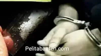 Oknum Lurah Beli Sabu Diringkus Polisi Oknum Lurah Beli Sabu Diringkus Polisi