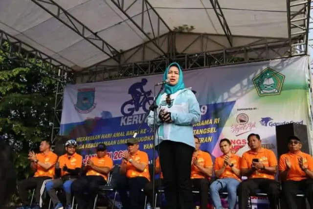 Walikota Tangsel Gowes Sepeda di Hari Amal Bakti ke-73 Walikota Tangsel Gowes Sepeda di Hari Amal Bakti ke-73