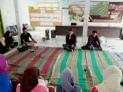 Pelatihan Pupuk Alami KKM Mandiri Untirta, Jaro Ruhandi: Pertanian Alami Menjalin Hubungan Antar Manusia dengan Allah dan Alam Pelatihan Pupuk Alami KKM Mandiri Untirta, Jaro Ruhandi: Pertanian Alami Menjalin Hubungan Antar Manusia dengan Allah dan Alam