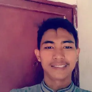 Guru Antara Pendidik dan Pengajar
