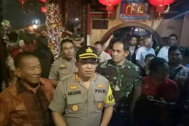 Dandim 0506 Bersama Kapolrestro Tangerang Pantau Malam Perayaan Imlek Dandim 0506 Bersama Kapolrestro Tangerang Pantau Malam Perayaan Imlek