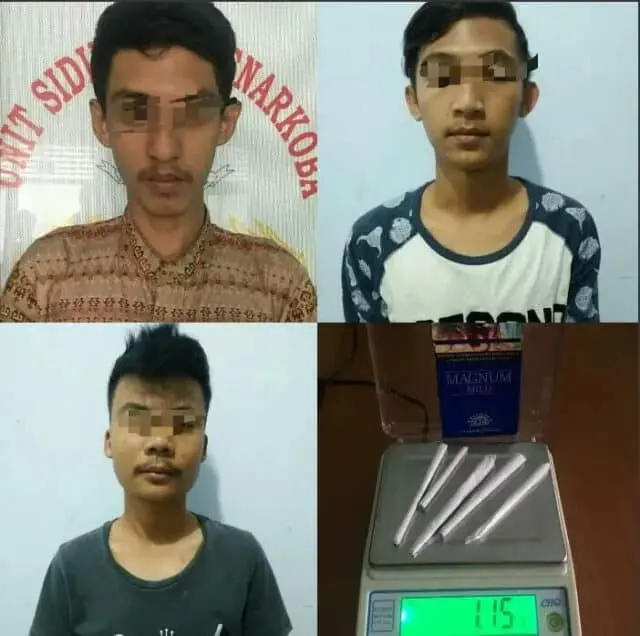 Tiga Pengguna Tembakau Gorilla Dirungkus Polisi Tiga Pengguna Tembakau Gorilla Dirungkus Polisi