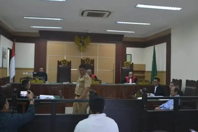 Fakta Baru Sidang Perbaikan Jalan Sungai Turi Fakta Baru Sidang Perbaikan Jalan Sungai Turi