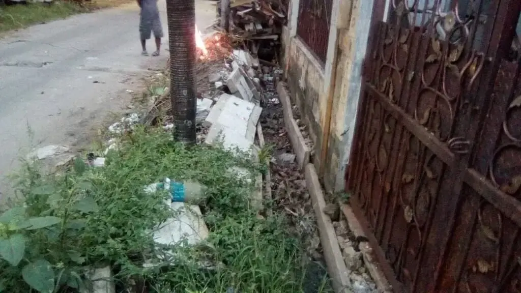 Pengerjaan Drainase Diduga Asal-asalan Disoal Warga Pengerjaan Drainase Diduga Asal-asalan Disoal Warga