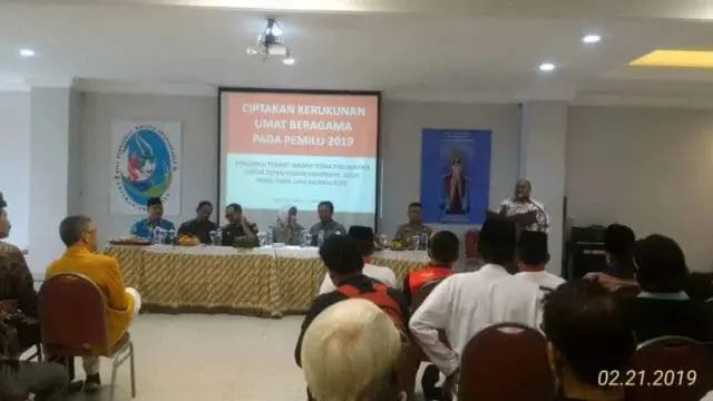 Dandim 0506/Tgr dan KPU Gelar Deklarasi Kerukunan Umat Dandim 0506/Tgr dan KPU Gelar Deklarasi Kerukunan Umat