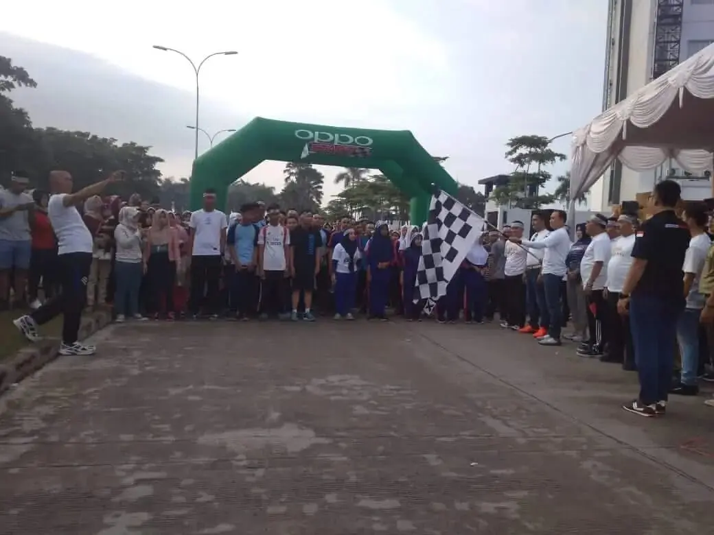 Kapolres Serang, Semarakkan Jalan Santai Dan Senam Kolosal