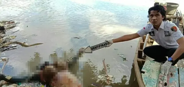 Mayat Wanita Muda Mengambang di Sungai Cisadane Mayat Wanita Muda Mengambang di Sungai Cisadane