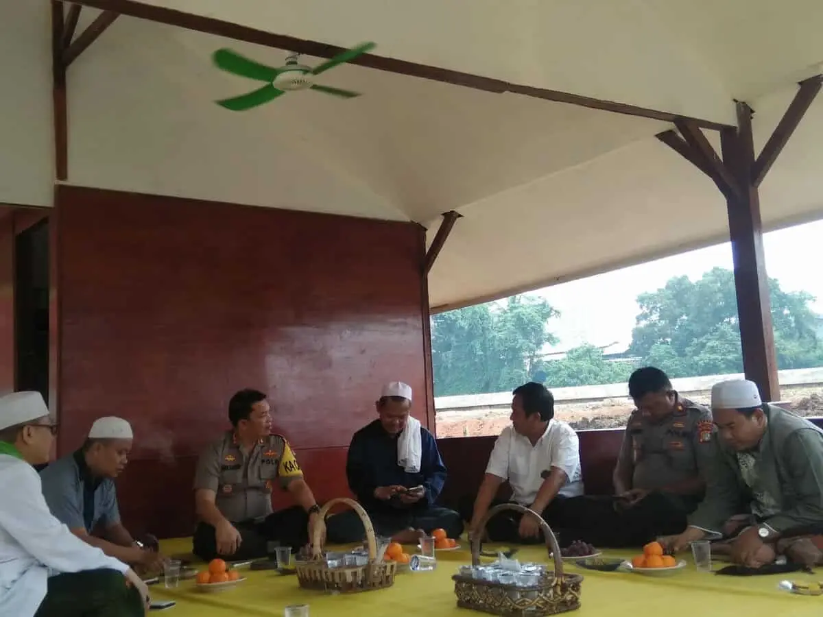Kapolres Metro Tangerang Kota Sambangi Kediaman Tokoh Agama