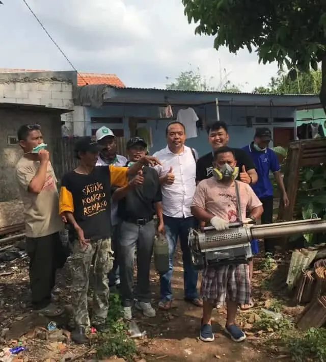 Cegah DBD, Nanang Kurniawan Gencar Fogging Gratis di Wilayah Tangerang Cegah DBD, Nanang Kurniawan Gencar Fogging Gratis di Wilayah Tangerang
