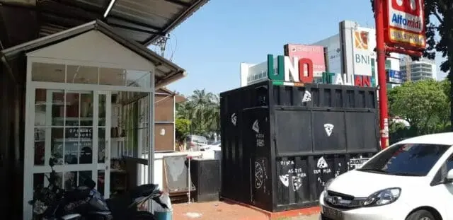 Alfamidi Buka Ruang Bagi Pedagang Kecil Alfamidi Buka Ruang Bagi Pedagang Kecil