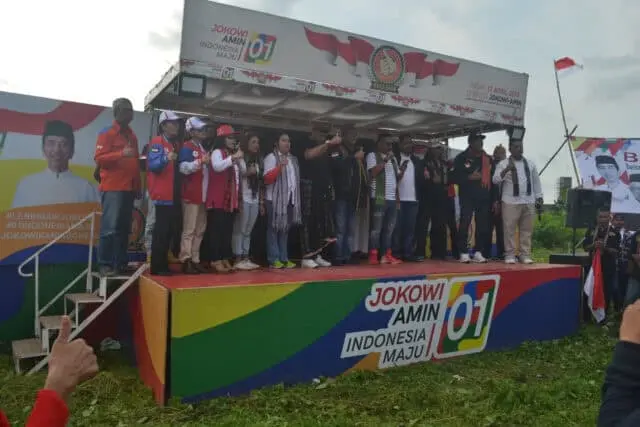Keluarga Besar NTT Jabodetabek Deklarasi Terbuka Jokowi-Ma'ruf Amin Keluarga Besar NTT Jabodetabek Deklarasi Terbuka Jokowi-Ma'ruf Amin