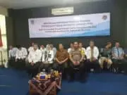 Walikota Tangsel Serahkan Sertifikat Tanah di Kecamatan Setu Walikota Tangsel Serahkan Sertifikat Tanah di Kecamatan Setu