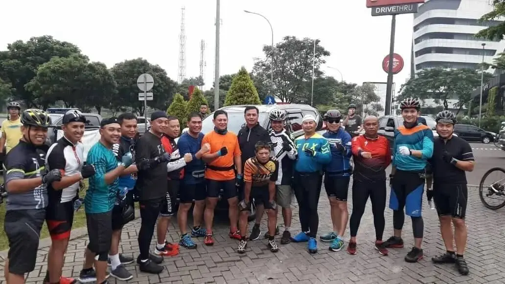 Ajak Pola Hidup Sehat, Kapolda Metro Jaya Gowes Bersama Jajaran Polres Tangsel Ajak Pola Hidup Sehat, Kapolda Metro Jaya Gowes Bersama Jajaran Polres Tangsel