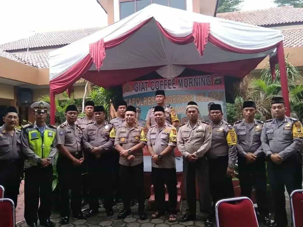 Coffee Morning di Mapolsek Pamulang, Kapolres : Sharing Polisi dan DKM Coffee Morning di Mapolsek Pamulang, Kapolres : Sharing Polisi dan DKM