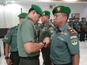 Mayor Arh Bambang EP Jabat Danramil 01/Tgr, Gantikan Mayor Arh Iman Kartiman Mayor Arh Bambang EP Jabat Danramil 01/Tgr, Gantikan Mayor Arh Iman Kartiman