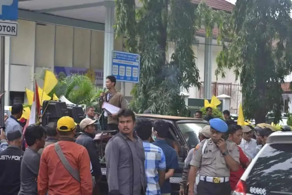 Soal Pembebasan Lahan Runway Bandara, Warga Unras di PN Tangerang Soal Pembebasan Lahan Runway Bandara, Warga Unras di PN Tangerang