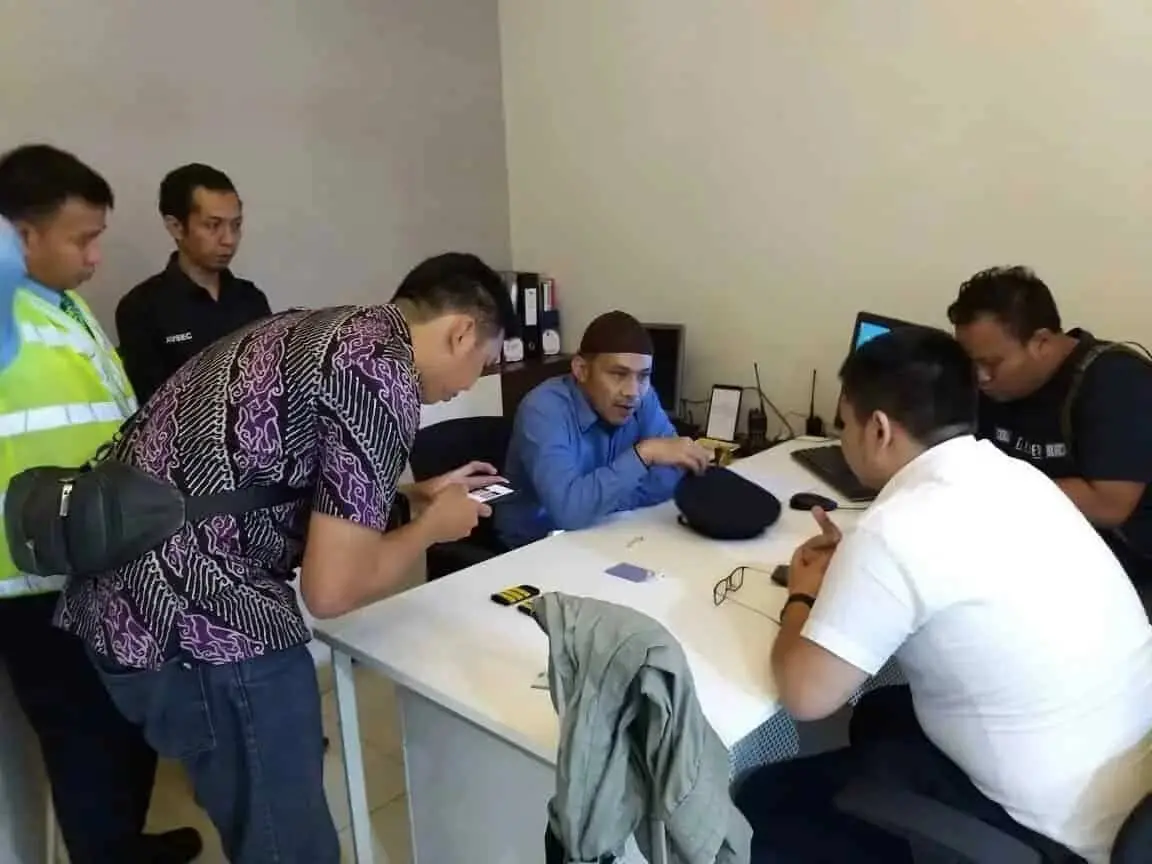 Mengaku Pilot Garuda Indonesia, AAD Diamankan Polisi