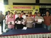Komplotan Spesialis Pembobol Gudang Diringkus Polisi Komplotan Spesialis Pembobol Gudang Diringkus Polisi