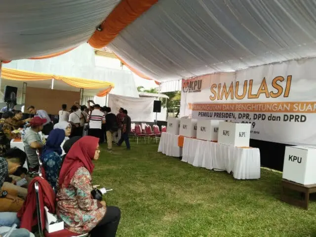 Warga Kurang Antusias Datangi TPS Simulasi KPU Kota Tangerang Warga Kurang Antusias Datangi TPS Simulasi KPU Kota Tangerang