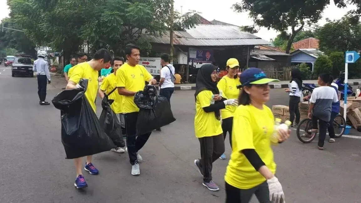 Softex Plogging Run 2019 Sukses Kurangi Sampah Softex Plogging Run 2019 Sukses Kurangi Sampah