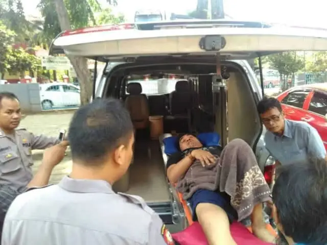 Kelelahan, Ketua PPK Tangerang Dilarikan ke Rumah Sakit Kelelahan, Ketua PPK Tangerang Dilarikan ke Rumah Sakit
